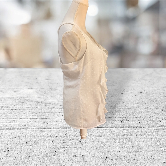 Attention white lined dressy tank size S - Picture 7 of 10